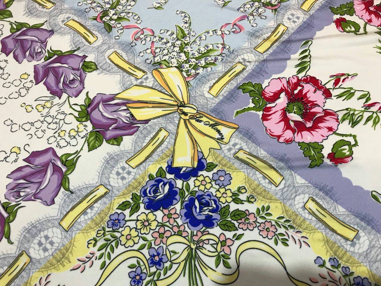 Tissu viscose floral/tissu viscose tissu/floral fleurs de pavot. Tissu viscose fleurs floral/tissu viscose tissu/floral fleurs viscose de pavot. 9c521f