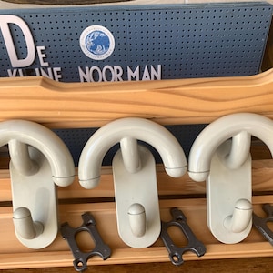 Space Age Design - CON & CON Luigi Caramella Arco Grey Plastic Coat Rack - Vintage Hook - Vintage Hanger - Home Decor - Italy, 1970s