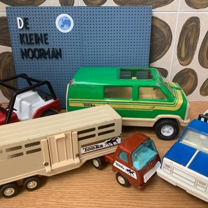 Vintage Tonka toy  japan set car / Truck /Horse Trailer Semi /