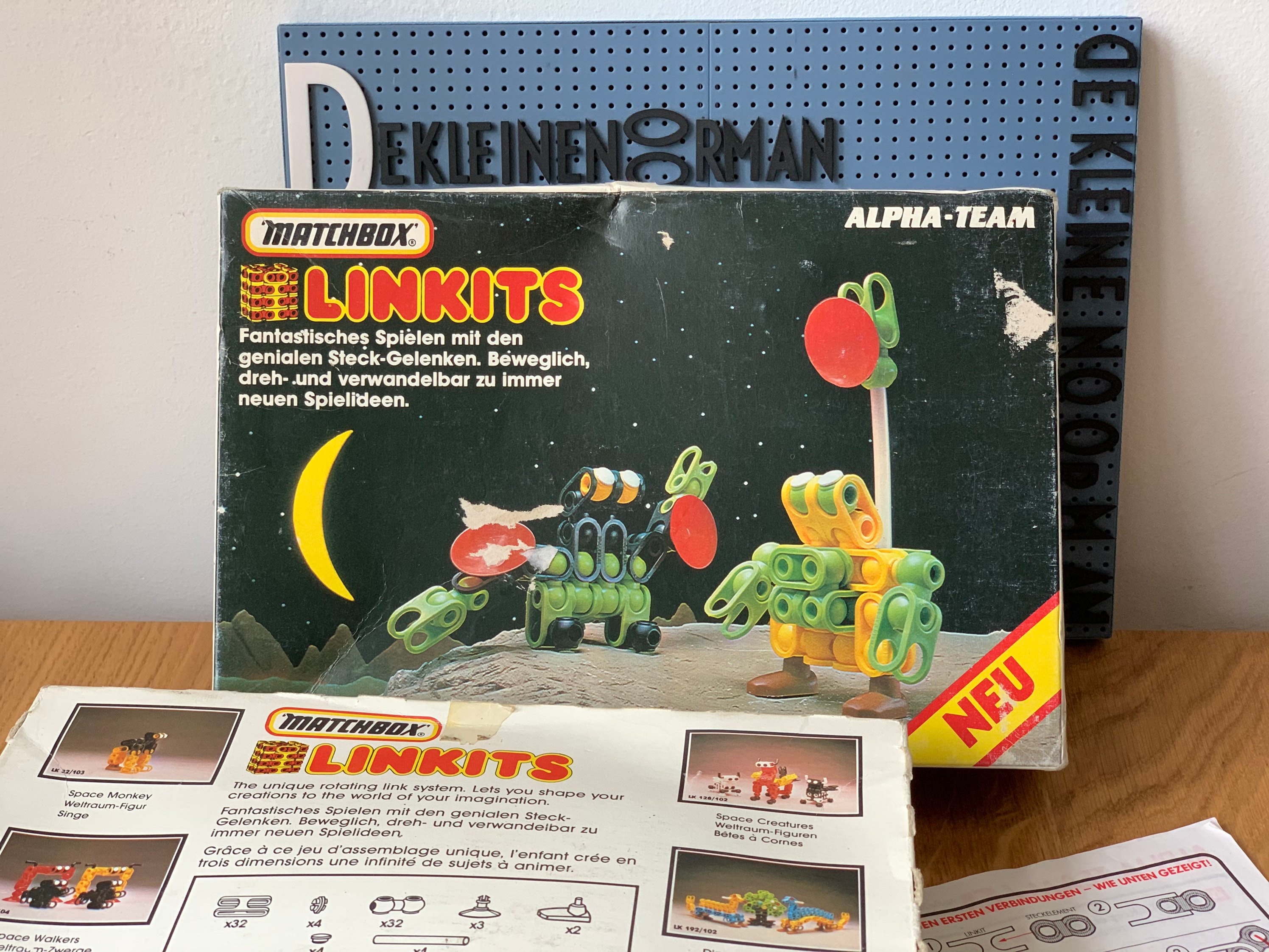 Vintage 1980s Matchbox Construction Game - Linkits - Alpha Team