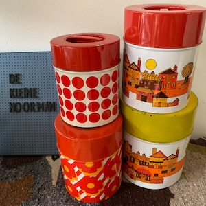 Beautiful vintage Biscuit Tins / Cans