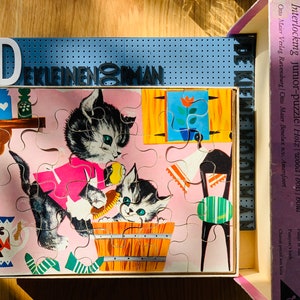 Vintage houten in elkaar grijpende junior puzzel jaren 1950 - Ravensburger - Pussycat&#39;s Bath