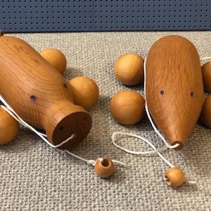 Vintage solid wooden pull-a-long animals denmark ?