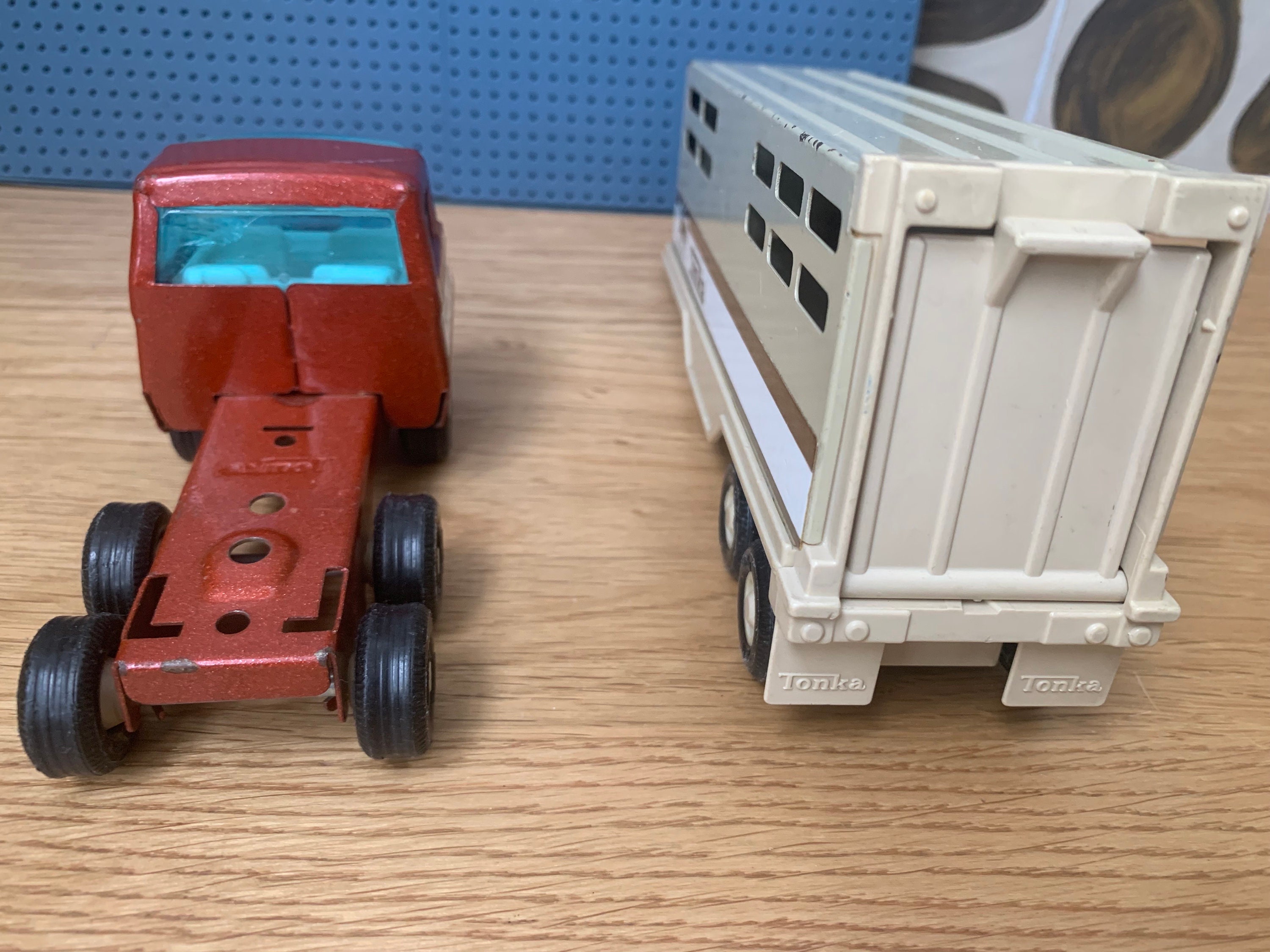 Vintage RARE Tonka 1978 Canadian Tire Tractor/Trailer 21