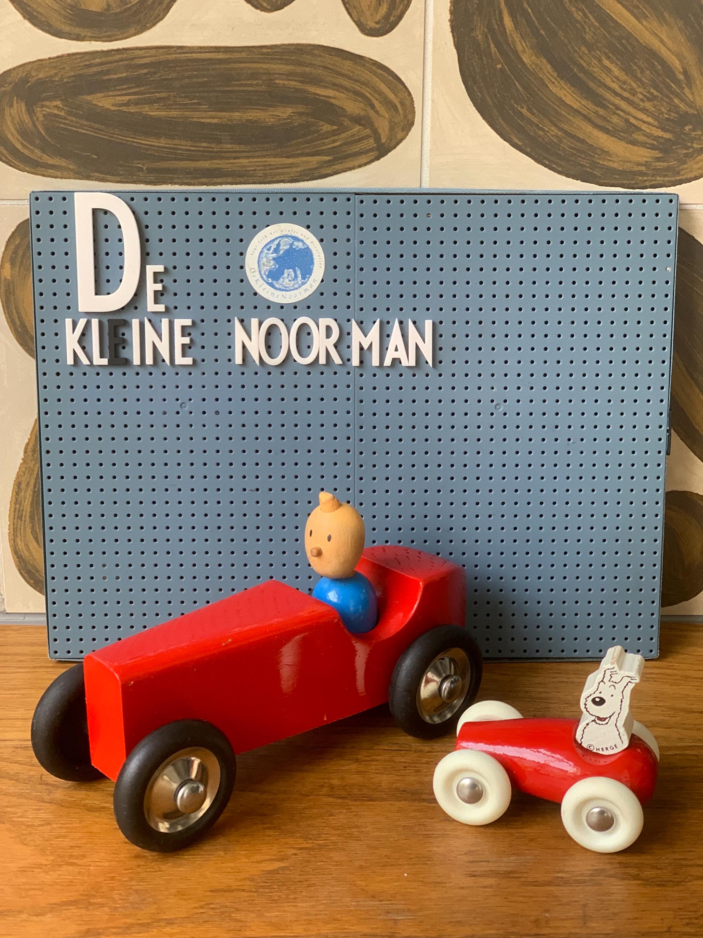 つ*ん様 タンタンの冒険 木製カーフィギュアと飛行機　Vilac社製 ビンテージ Vilac wooden car - Etsy 日本