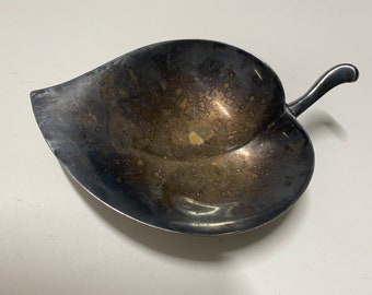 Silver Plated Leaf Dish 6&quot; Ball Footed - FB Rogers Co - Trinket Tray - Vintage