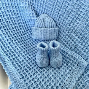 Blaues Strick Baby Set: Acryl Decke, Mütze & Booties