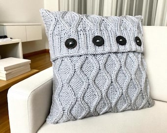 Hand Knit Pillow Cover: Silver Gray Diamond Pattern with Buttons 16"x16", Home Decor