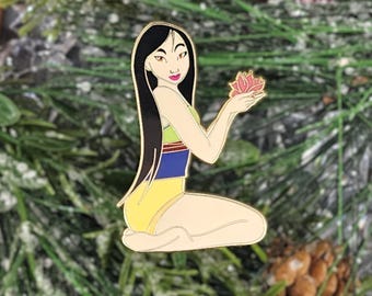 Pin de fantasía de la damisela Mulan