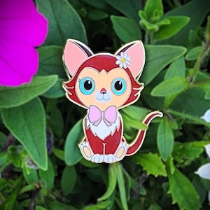 Wonderland Kitten Enamel Pin: Gold Metal, Limited Edition