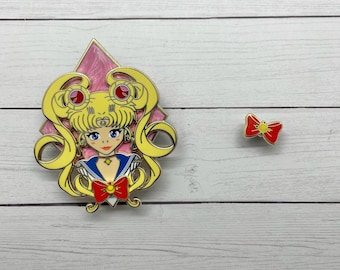 Pin de fantasía de luna atrevida