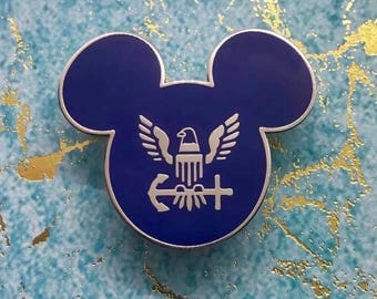 Pin de fantasía de la Marina del Ratón Militar