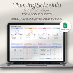 Op de afbeelding: Een laptop toont een "Schoonmaakplanning" voor Google Sheets. Het scherm toont een kleurenschema met dagelijkse en maandelijkse taken. De tekst "Light Mode Edition" en "to help you get on top of your cleaning tasks!" zijn ook zichtbaar.