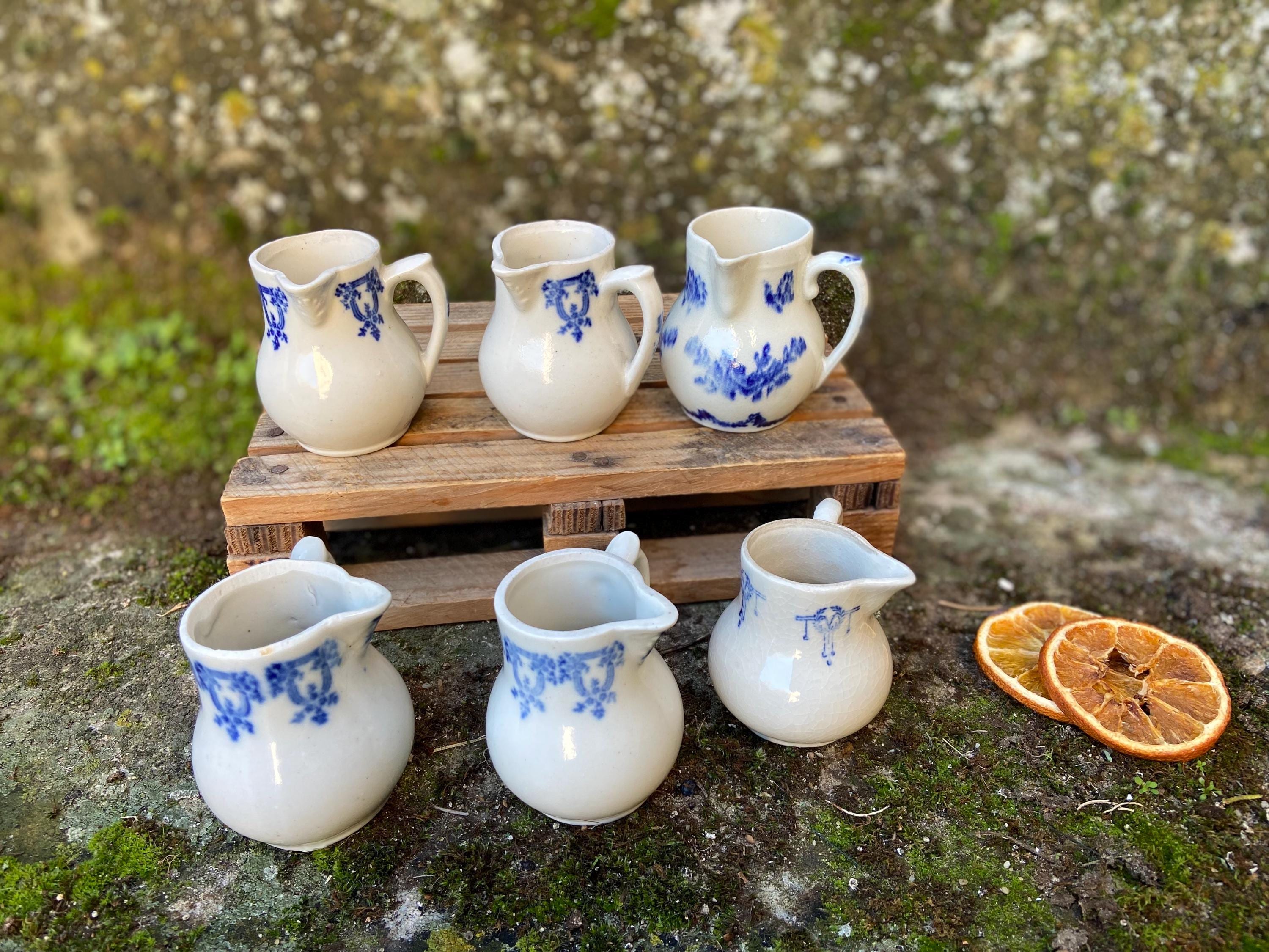 サンチューズ　大きめサイズのミルクピシェ Saint Uze Pitchers - Etsy