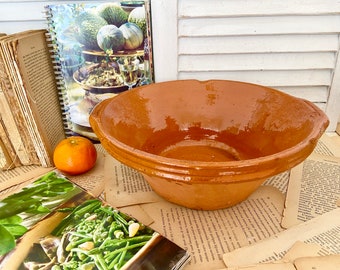 Vintage terracotta jatte with pouring spout, semi glazed French ocher brown tian bowl, rustic mixing and serving bowl, old cassoule