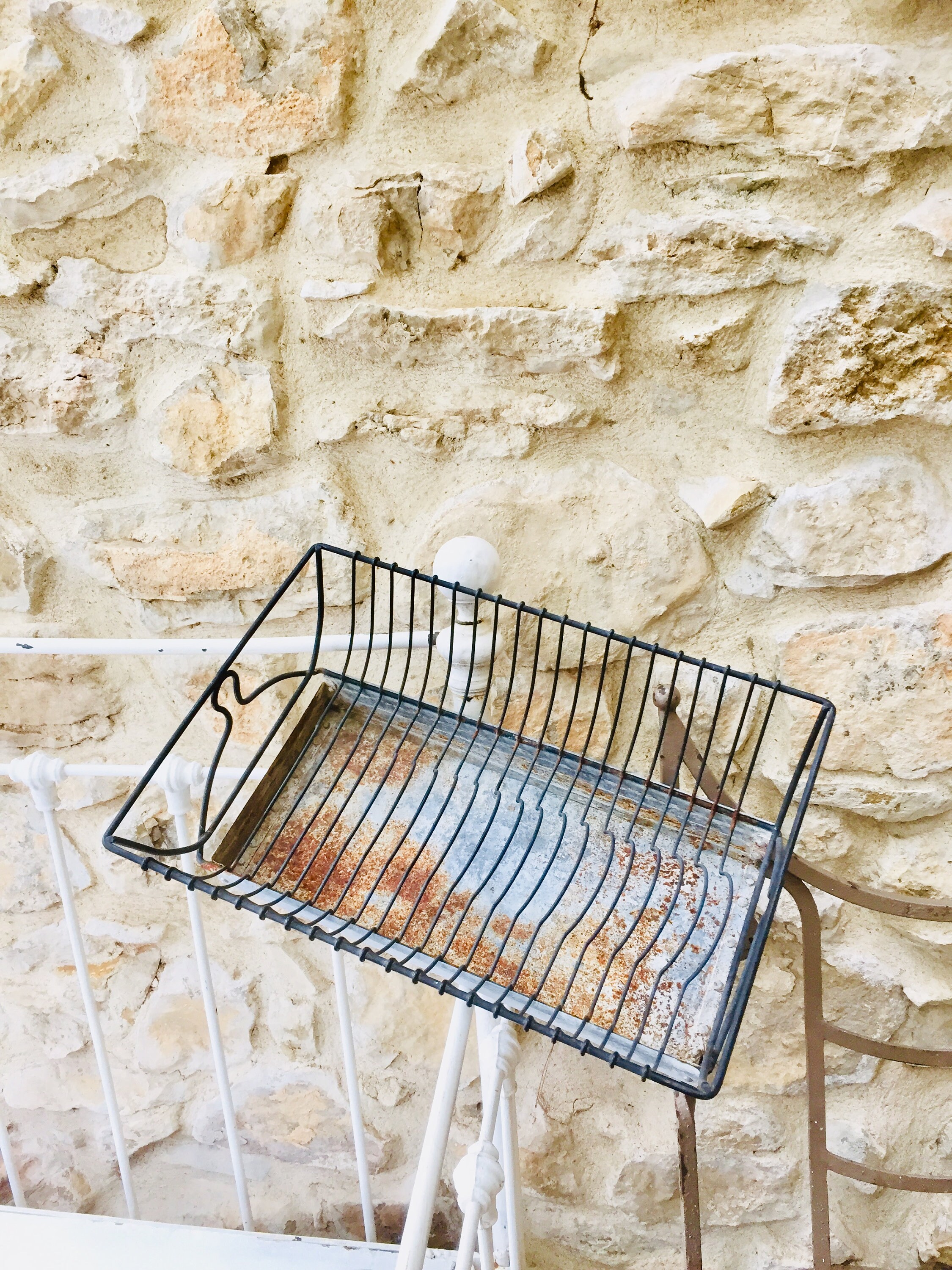 French draining rack / French Metal dish drying Rack with drainer tray