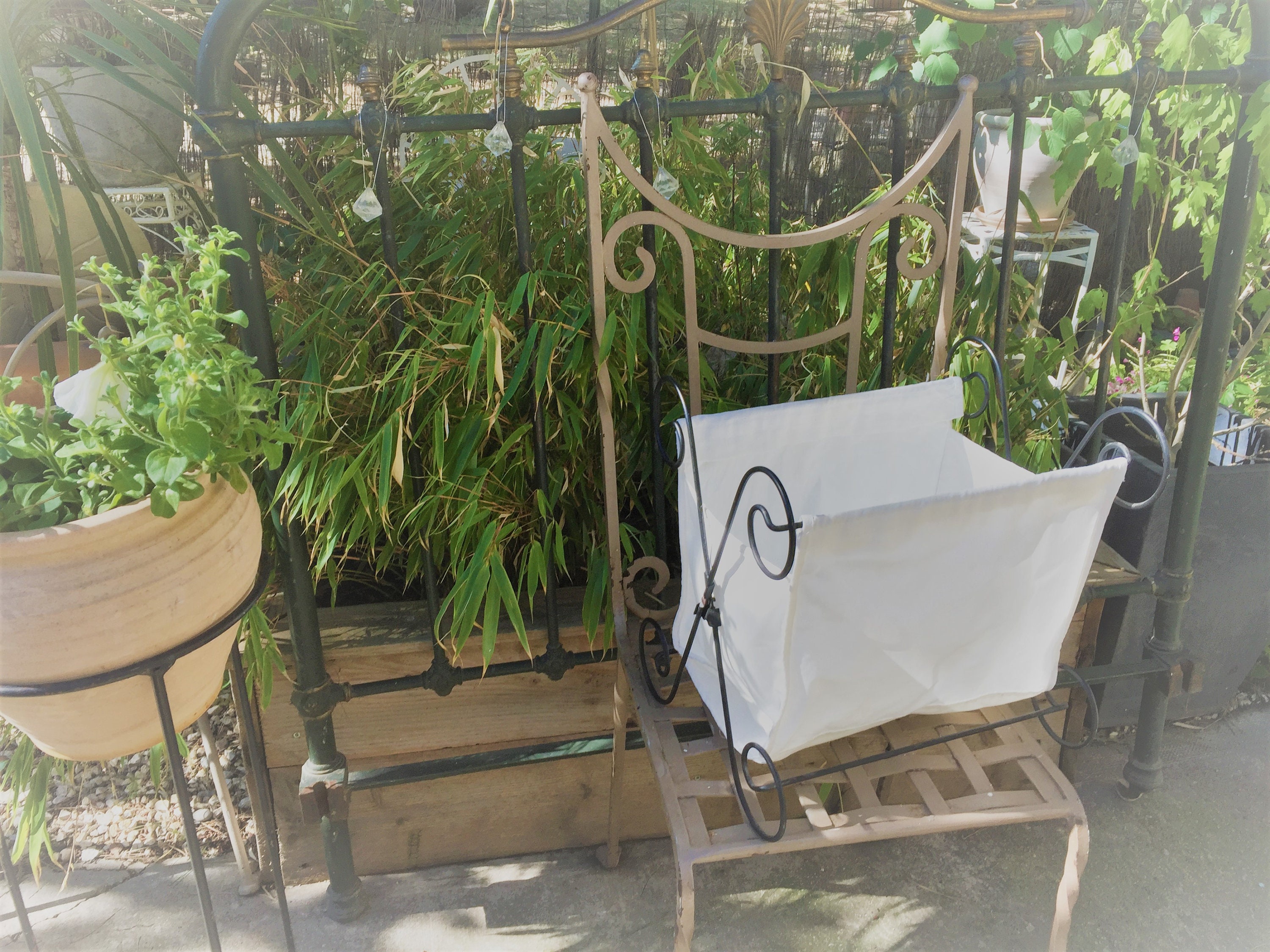 Porte-Magazines Minables, Porte-Magazines en Métal Vintage et Tissu Français