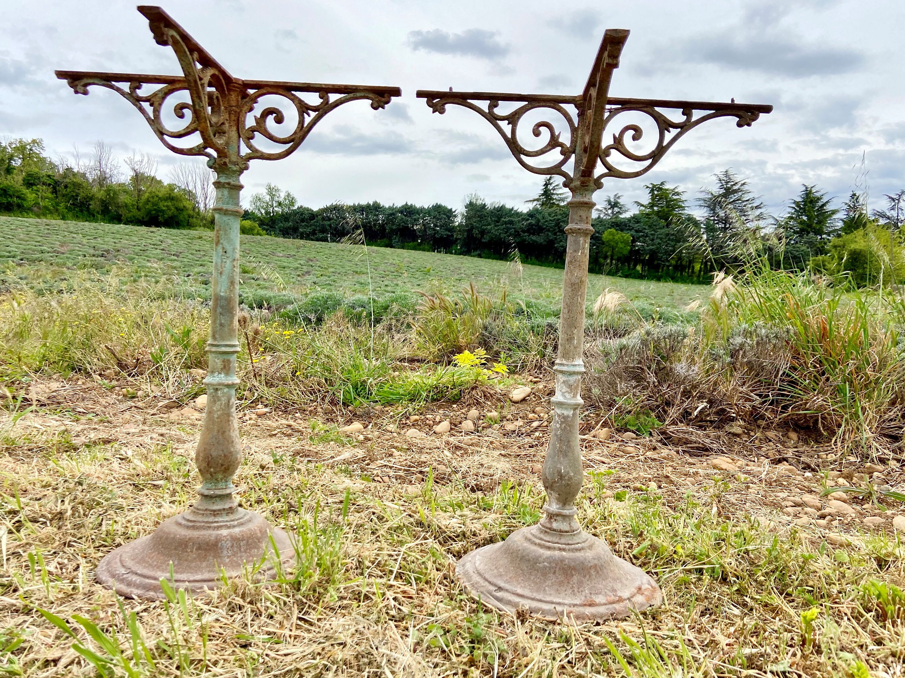 アンティーク鋳鉄製ビストロテーブル脚：1800年代の