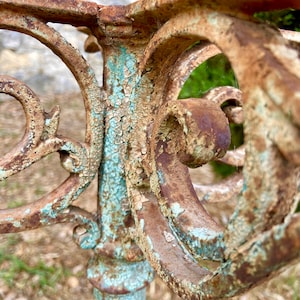 RESERVED, ONE antique cast iron table leg, damaged but perfect for a creative renovation, fabulous patina, 1800&#39;s bistro table leg