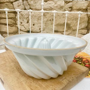 Vintage White Glazed Terracotta Kouglof Mold: French Alsace Cake Pan