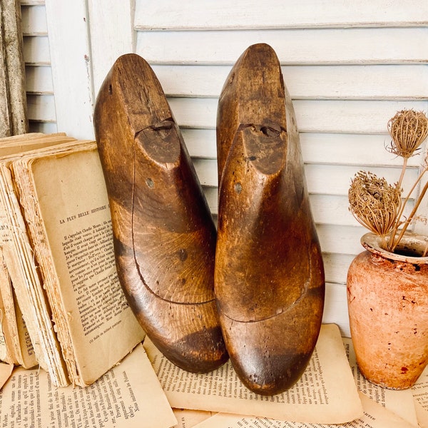 formes de chaussure en bois vintage, lot de 2 moules de chaussure de cordonnier pour hommes, formes de chaussure en bois dur français, dressing, décoration de vitrine ou accessoire photo