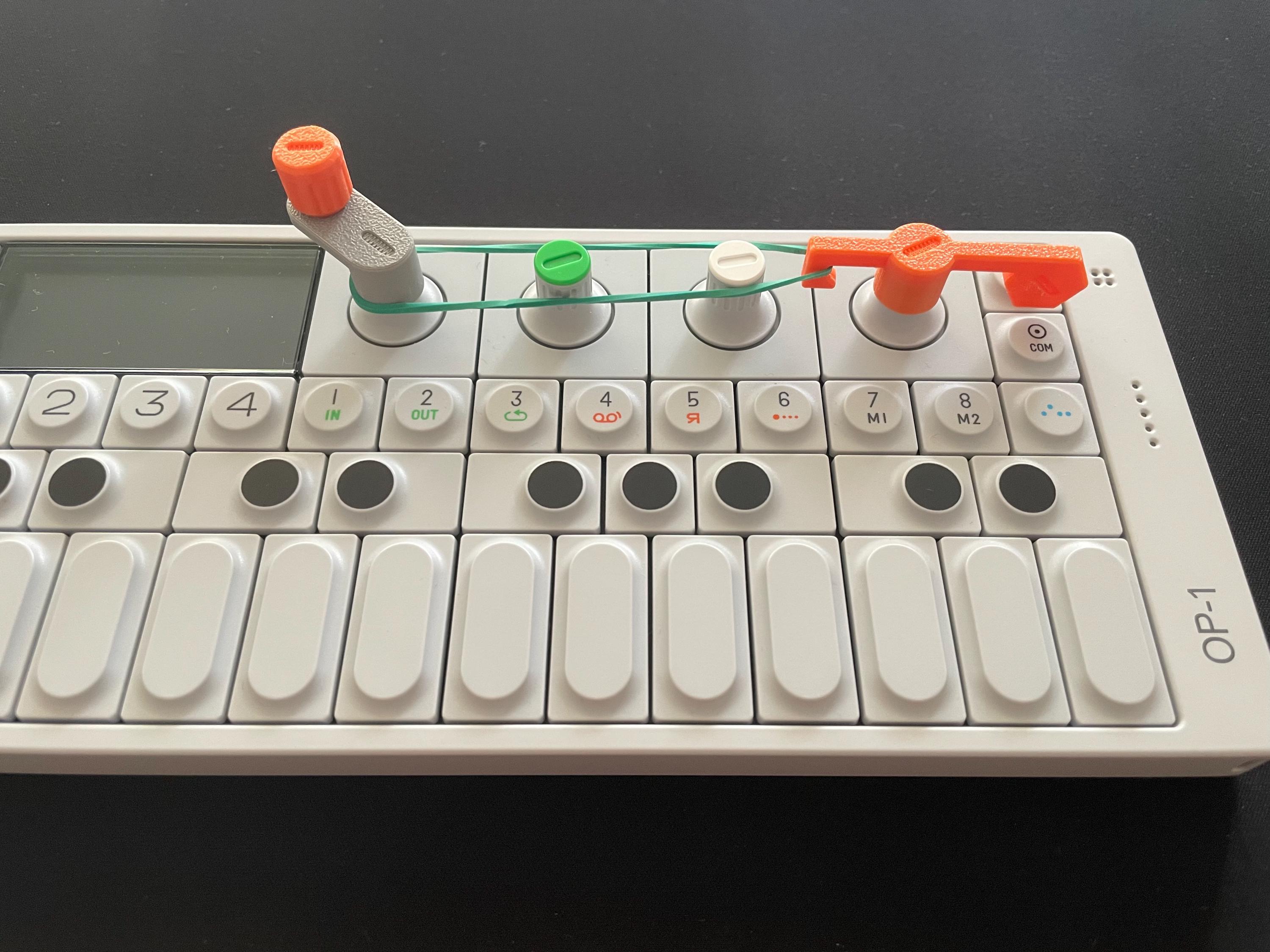 Op1 case - Etsy 日本