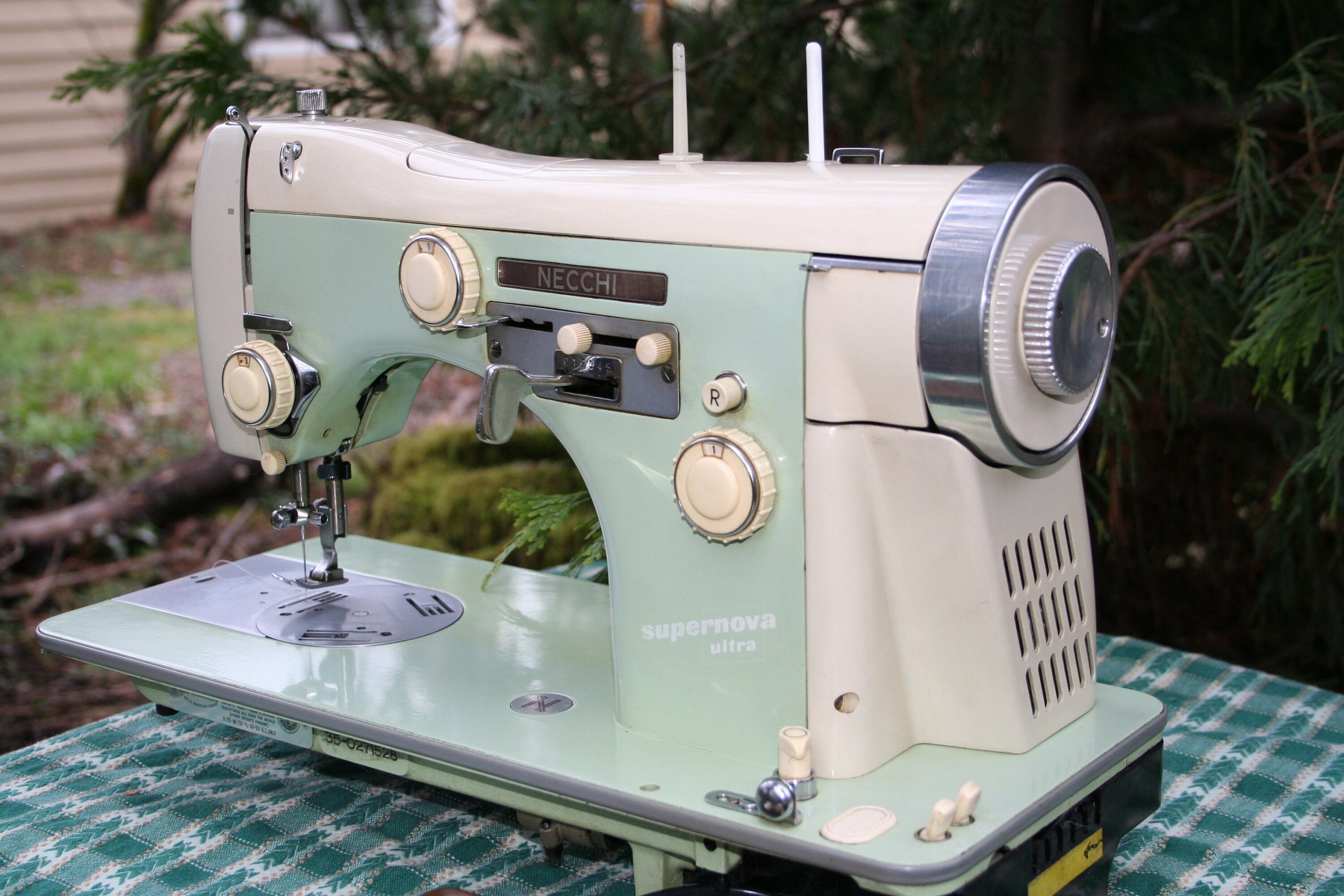 Necchi SuperNova Ultra Mint Green Sewing Machine Etsy