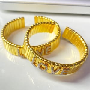 Delicada pulsera con letras de diamantes pavé/brazalete con la palabra LOVE/joyería con inicial de diamantes de plata 925/brazalete con diamantes naturales, regalo para ella
