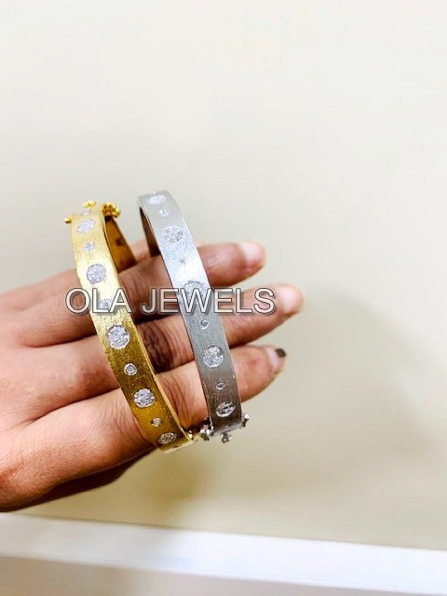 925 Sterling Silver black finish & gold finish with white diamond oval shape bracelet Christmas gifts wedding gifts anniversary gifts