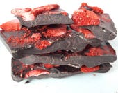 Strawberry and dark chocolate bar- 70% cocoa min - Artisan chocolate -Luxuary chocolate - Handmade chocolate - Vegan