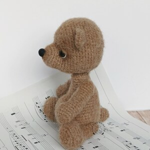 Ours en peluche en laine fait main au crochet image 7