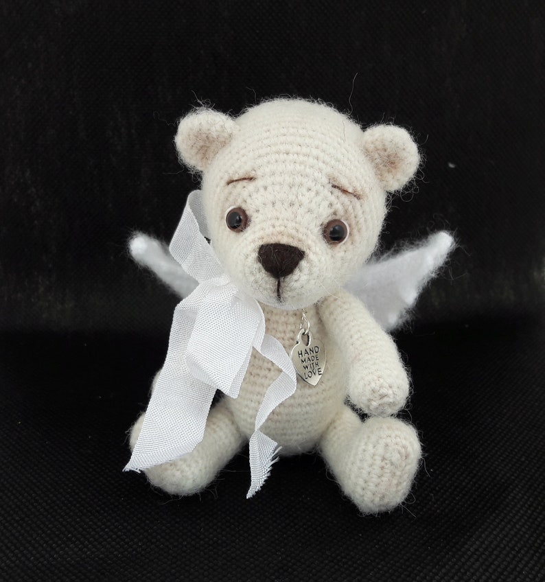 Free Free 51 Baby Bear With Wings Svg SVG PNG EPS DXF File