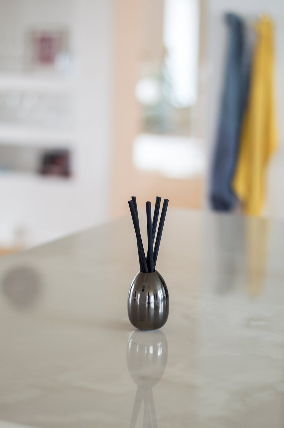 Reusable Reed Diffuser Reed Diffuser Set, With Black Ratten Reeds and Reusable Metal Jar More ...