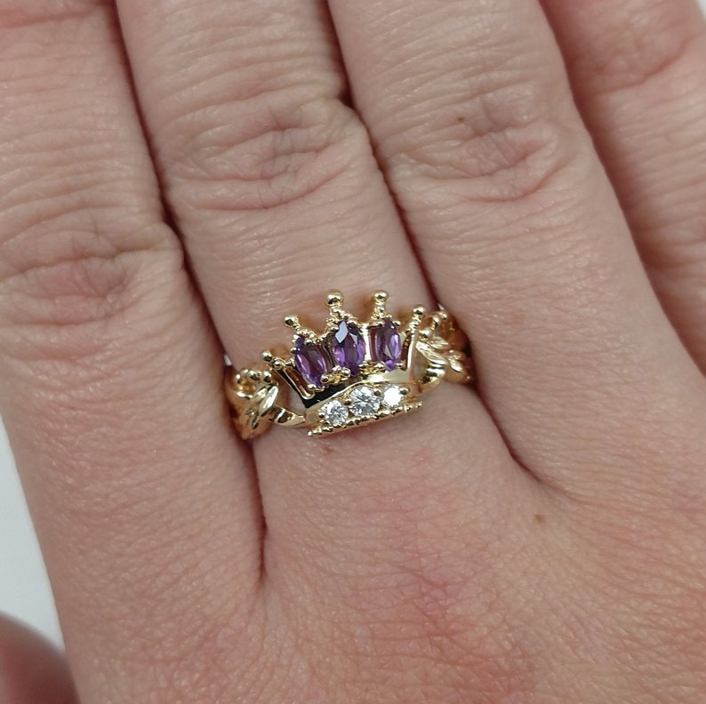 14k Crown Ring With Amethyst /& Diamonds