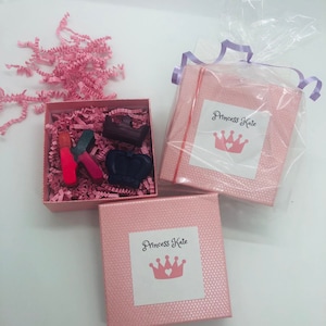 Princess Initial Crayons, Personalized Party Favors