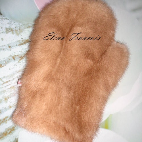 Genuine Fur Massage Glove Mink Wellness Pure Fur Glove hot New Price per piece Mink Glove medium brown for Big Hand