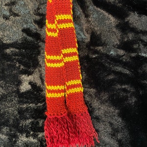 Scarf for 18 inch dolls, Harry Potter inspired house colors, year 3-4 Gryffindor