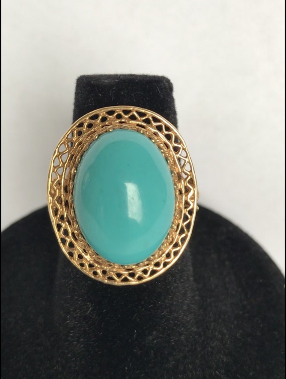 Lovely Turquoise Cabochon Ring with 10K Yellow Gol