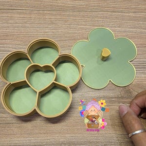 3D-geprinte Daisy Craft-opberger met 5 bloemblaadjes | Grillig bloemontwerp met hartknop | 6 vakken voor kralen en sieraden