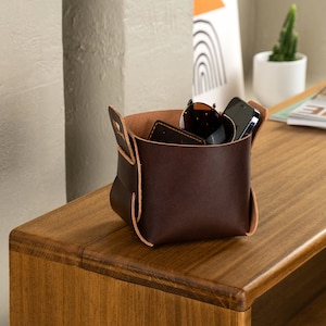 Premium Leather Storage Basket, 2.6 mm Vegetable Tanned Leather Storage Bin, Home Decor, Catch All Basket, Handmade Stationary Bin, Boho