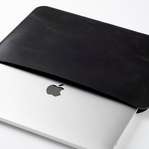 Slim Leather Sleeve Bag for MacBook Air Retina 2020, MacBook Air M1 2020 & M2 2023, MacBook Pro 13 inch M1 and M2, MacBook Pro 16 and 16.2 Matte Black