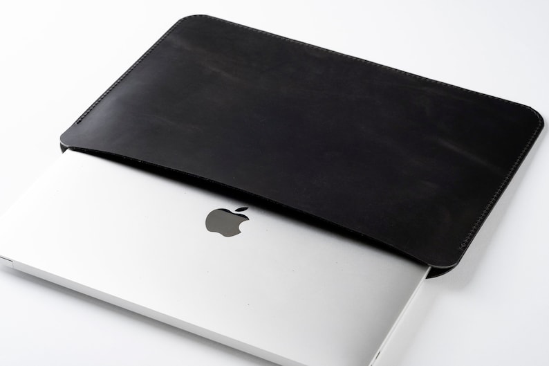 Slim Leather Sleeve Bag for MacBook Air Retina 2020, MacBook Air M1 2020 & M2 2023, MacBook Pro 13 inch M1 and M2, MacBook Pro 16 and 16.2 Matte Black
