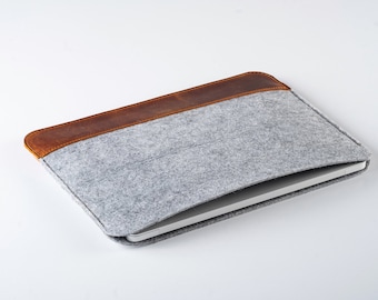 Leather and Felt Sleeve for MacBook Air Retina 2020, MacBook Air M1 2020 & M2 2023, MacBook Pro 13 inch M1 and M2, Macbook Pro 16” and 16.2”