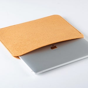 Felt Sleeve Bag for MacBook Air Retina 2020, MacBook Air M1 2020 & M2 2023, MacBook Pro 13 inch M1 and M2, Macbook Pro 16” and 16.2”