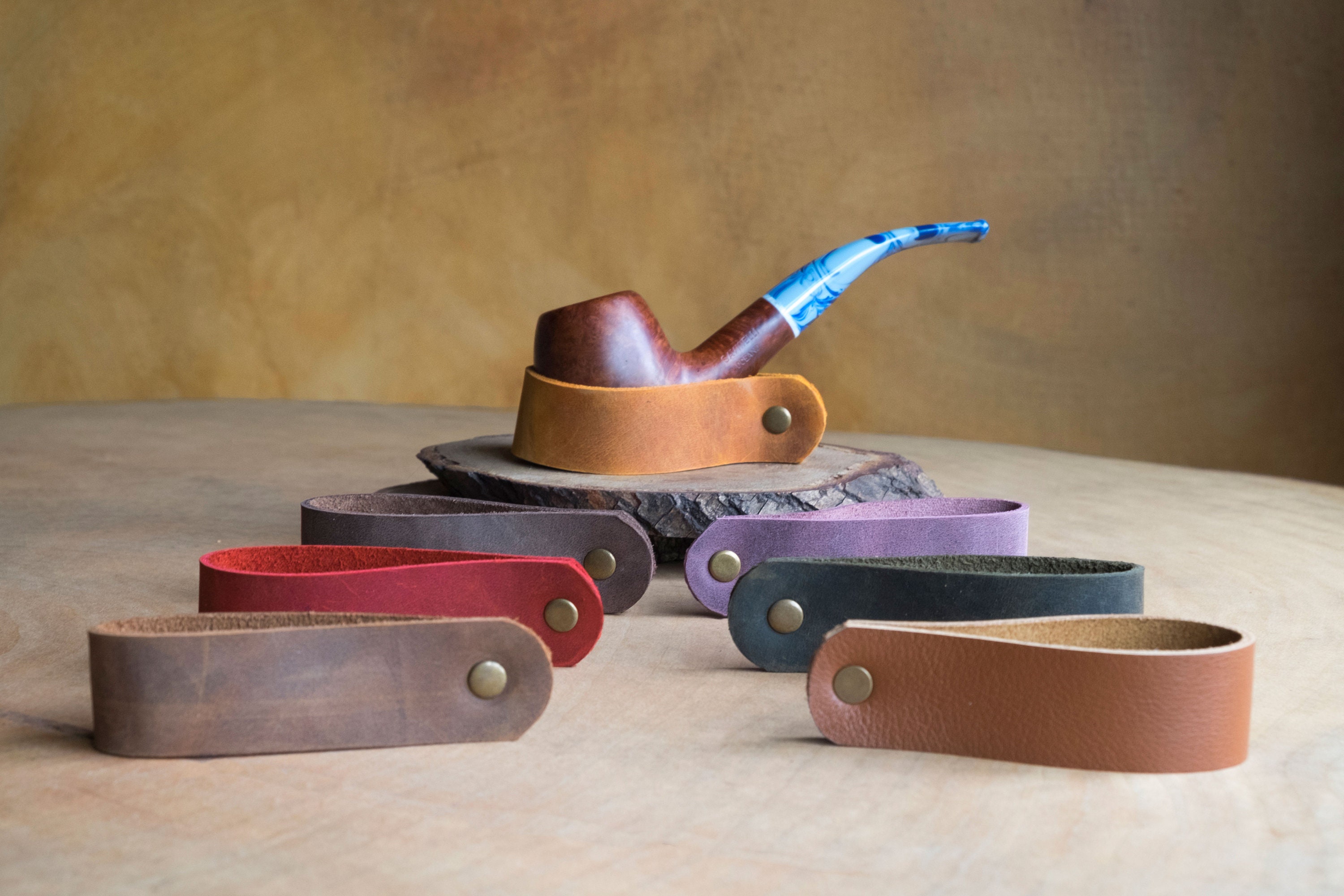 Handmade Leather Tobacco Pipe Holder With Built-In Tamping Tool – Brown-584693