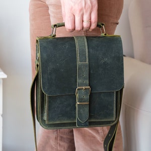 Leather 4-Pipe Messenger Bag, Handmade Shoulder Pipe Tobacco Bag, Crossbody Bag for 4-Pipes Olive