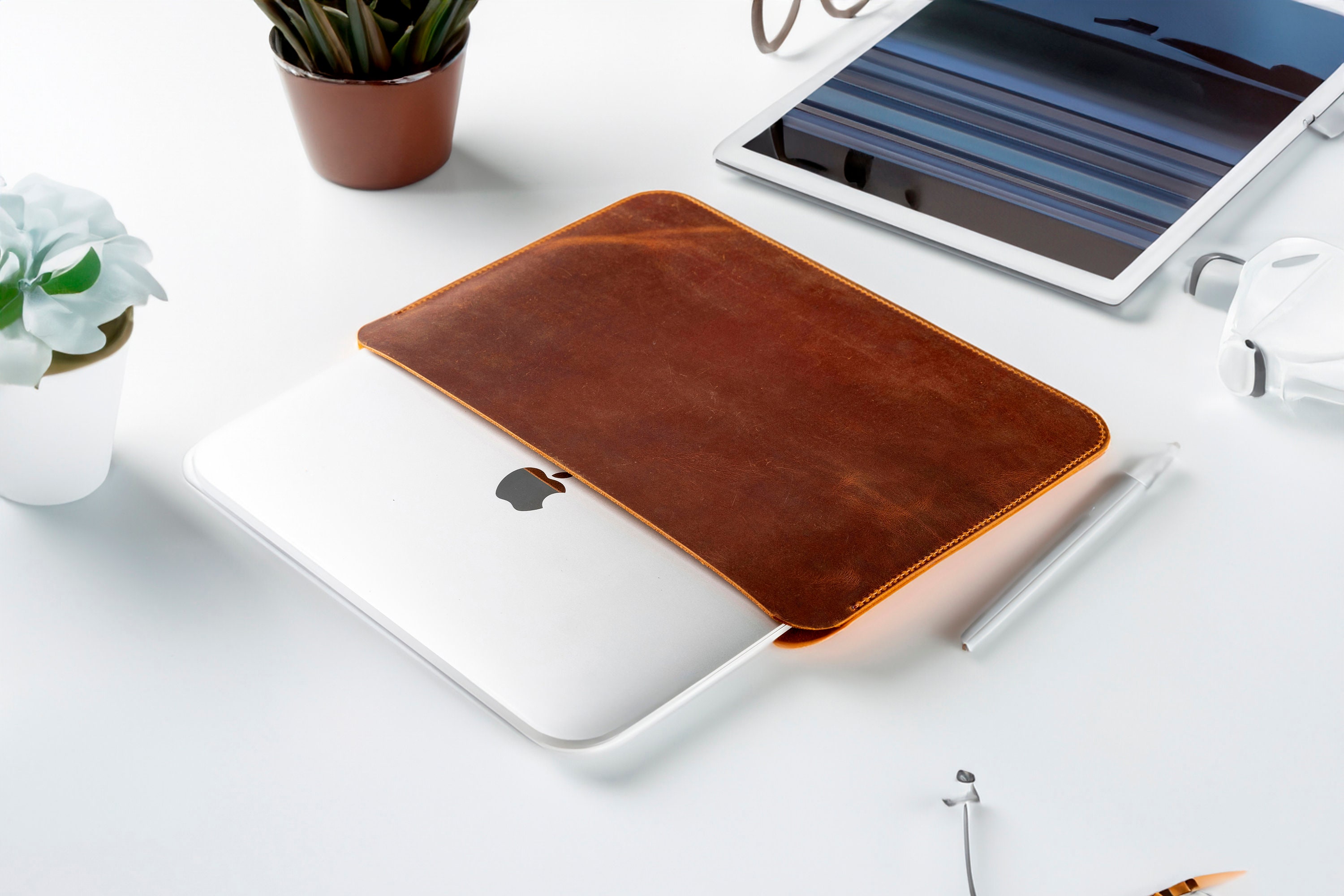 Handmade Leather Microsoft Surface Sleeve: Full Grain Cowhide Case