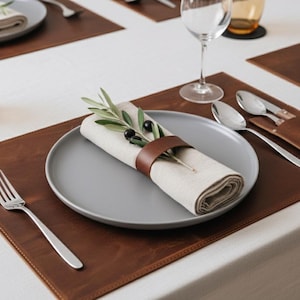 Leather Placemats Set with Cutlery Pocket, Napkin Rings, Modern Table Decor