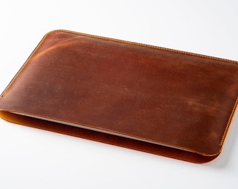 HP Envy 17” Sleeve – Handmade Leather Slim Laptop Case