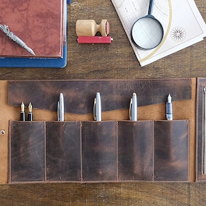 Rouleau en cuir, pochette pour crayons faits main, trousse en cuir, trousse à outils en cuir effet vieilli, porte-pinceau, habillage pour outils créatifs